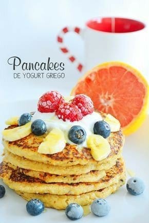 29 Snacks Saludables con Yogurt Griego: ¿Snacks saludables para disfrutar el juego sin culpas? Te presentamos 29 recetas a base de un cremoso yogurt griego y no lo pienses más.