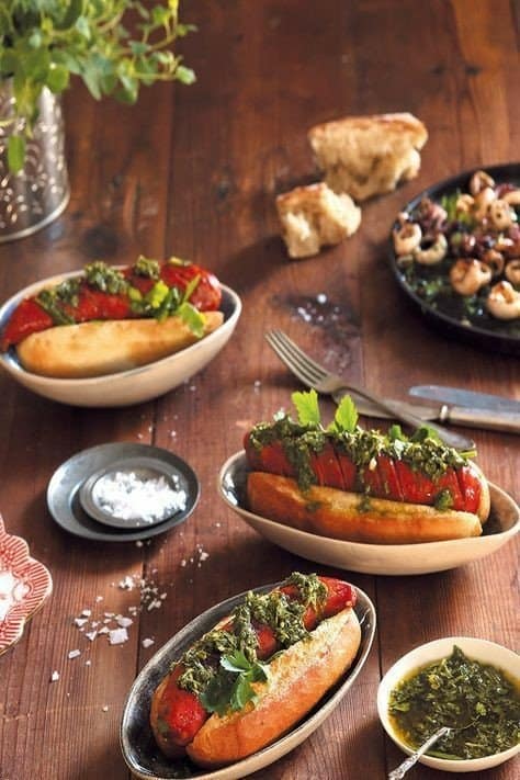 14 RECETAS CON CHORIPANES | ¿Una receta para ver la final de la Copa Libertadores? Aquí 14 maneras de preparar unos deliciosos choripanes, el más famoso de Argentina...