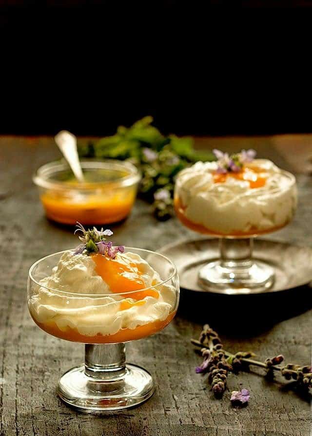 29 Snacks Saludables con Yogurt Griego: ¿Snacks saludables para disfrutar el juego sin culpas? Te presentamos 29 recetas a base de un cremoso yogurt griego y no lo pienses más.