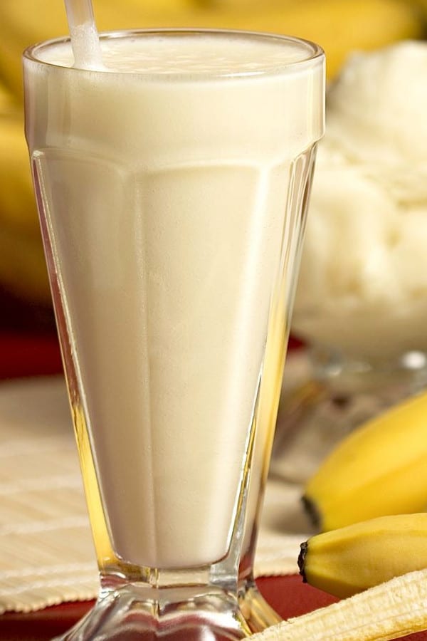 Jugo de cambur y granola